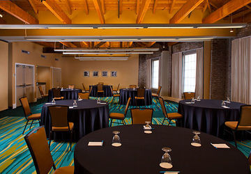 Springhill By Marriott Warehouse Arts District 3* New Orleans
